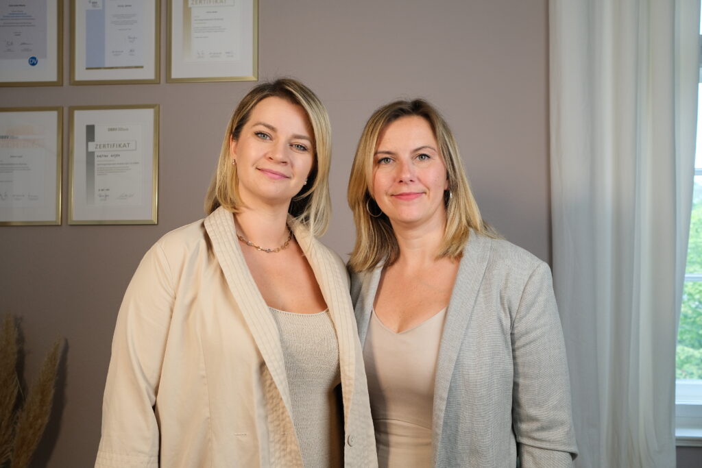 Beraterinnen Anna Janiec-Nitsche & Martina Gajda im Büro in Görlitz